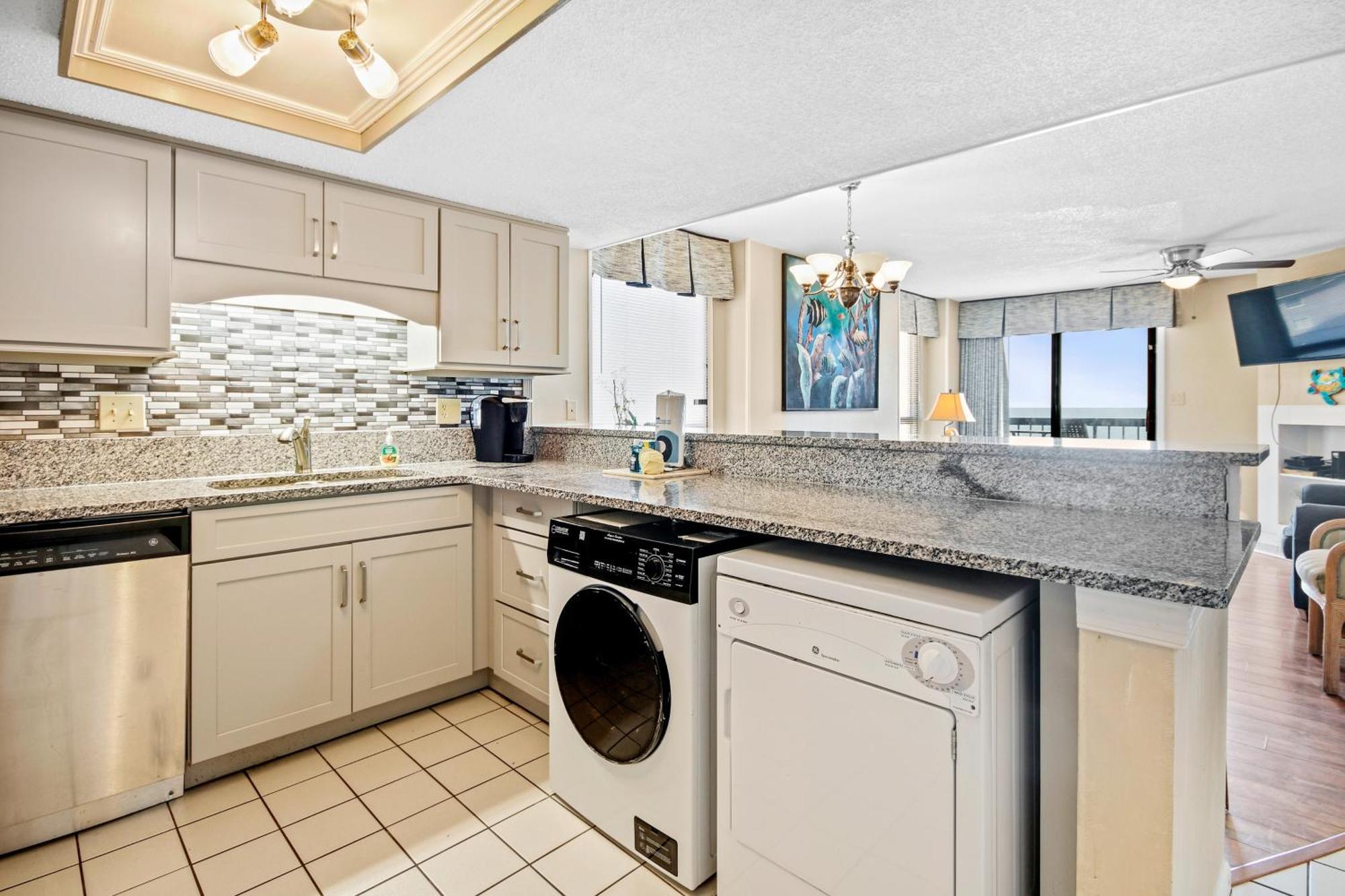 Waterpointe & Sunny Dreams Apartment Myrtle Beach Room photo