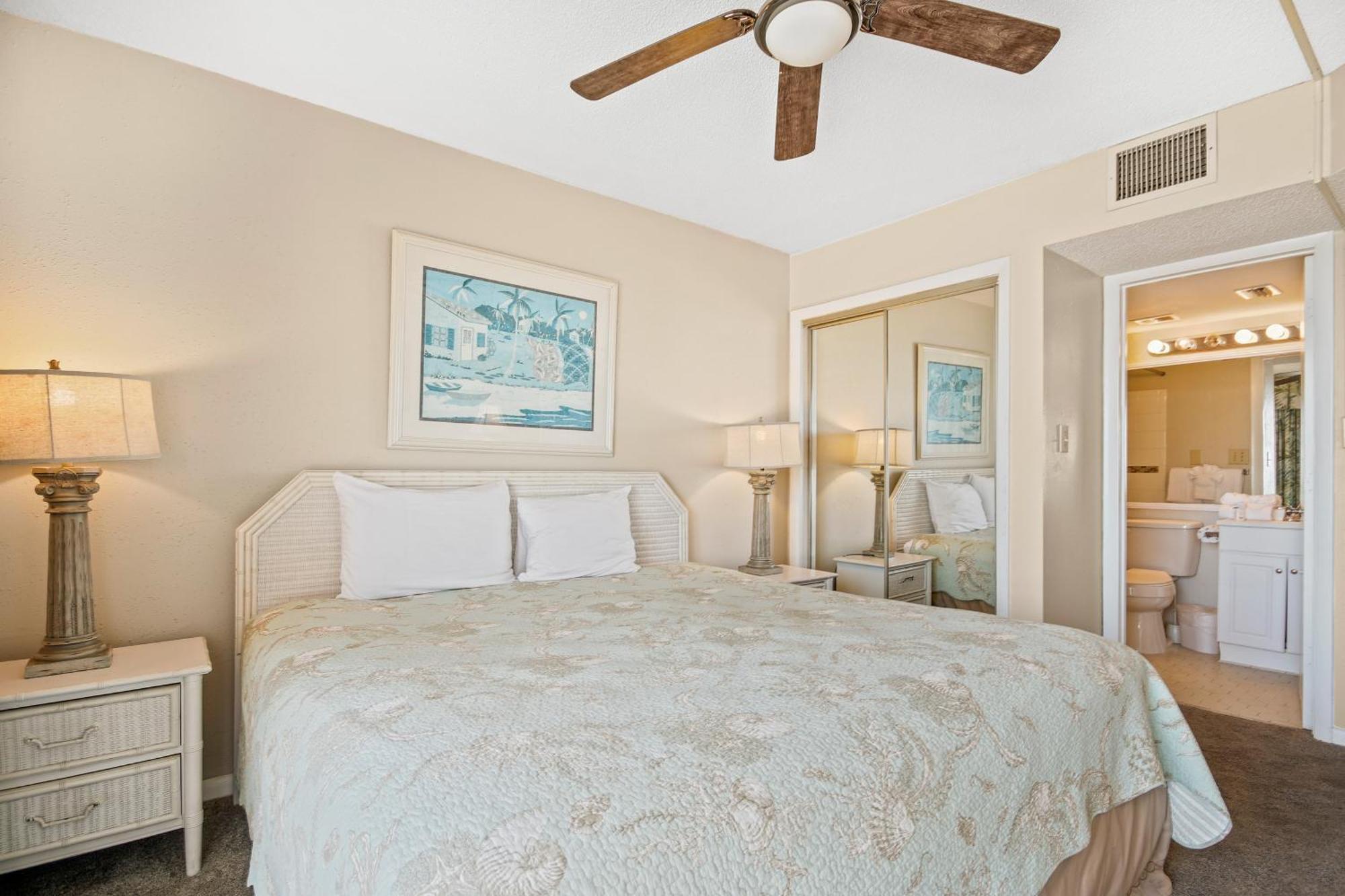 Waterpointe & Sunny Dreams Apartment Myrtle Beach Room photo